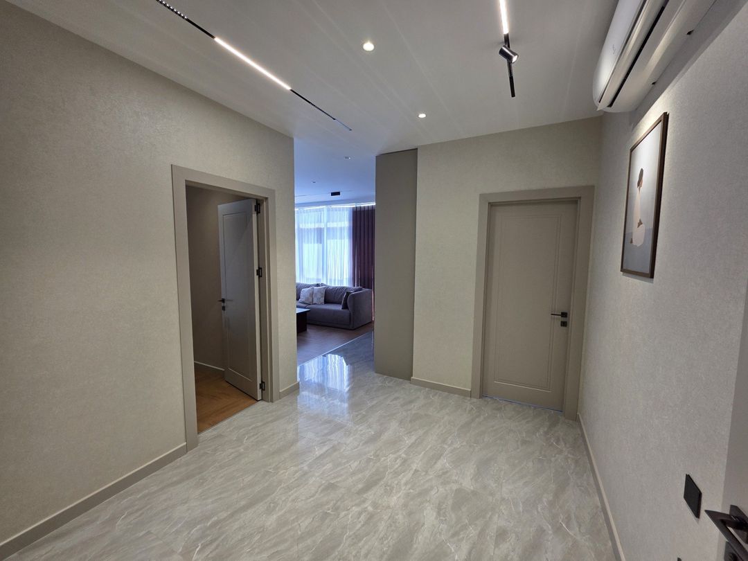 İcarəyə verilir 3 otaqlı yeni tikili 95 m² — Mənzil, Bakı (11)