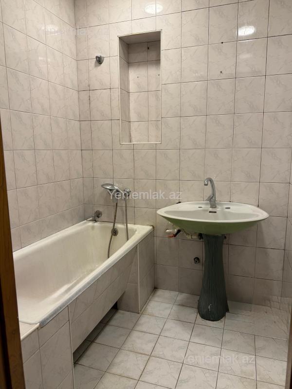 Kirayə 2 otaqlı Bina evi menzil (Köhnə tikili), 65 m², Nərimanov rayonu — Mənzil, Bakı (6)