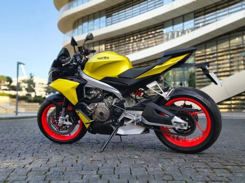 Aprilia Tuono, 650 sm3, 2023 il, 3000 km — Bakı