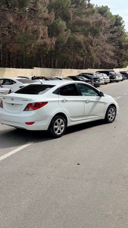 Hyundai Accent, 1.4 L, 2013 il, 150 000 km — Avtomobillər, Bakı (6)