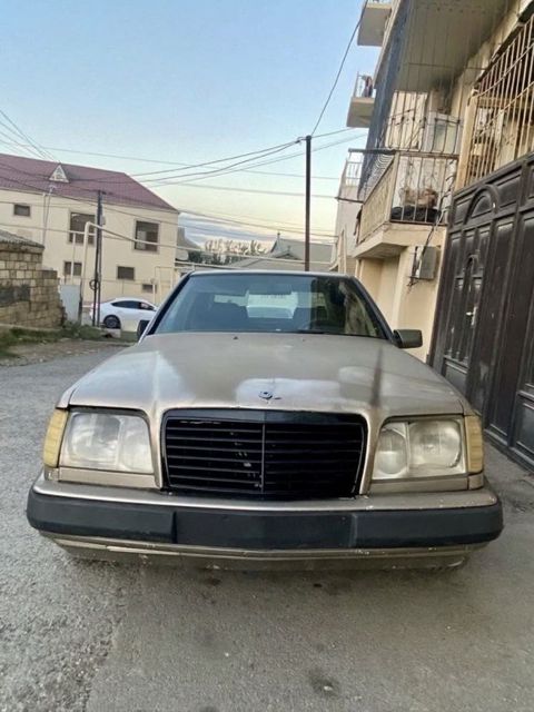 Mercedes 230 E, 2.3 L, 1989 il, 520 000 km — Bakı