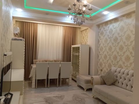 Satılır 2 otaqlı köhnə tikili 55 m² — Bakı