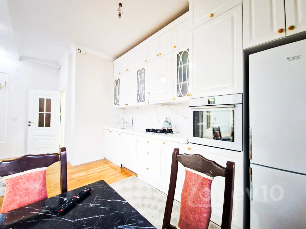 3 otaqlı mənzil, 80 m², Özbəkistan küçəsi — kirayə — Mənzil, Bakı (6)