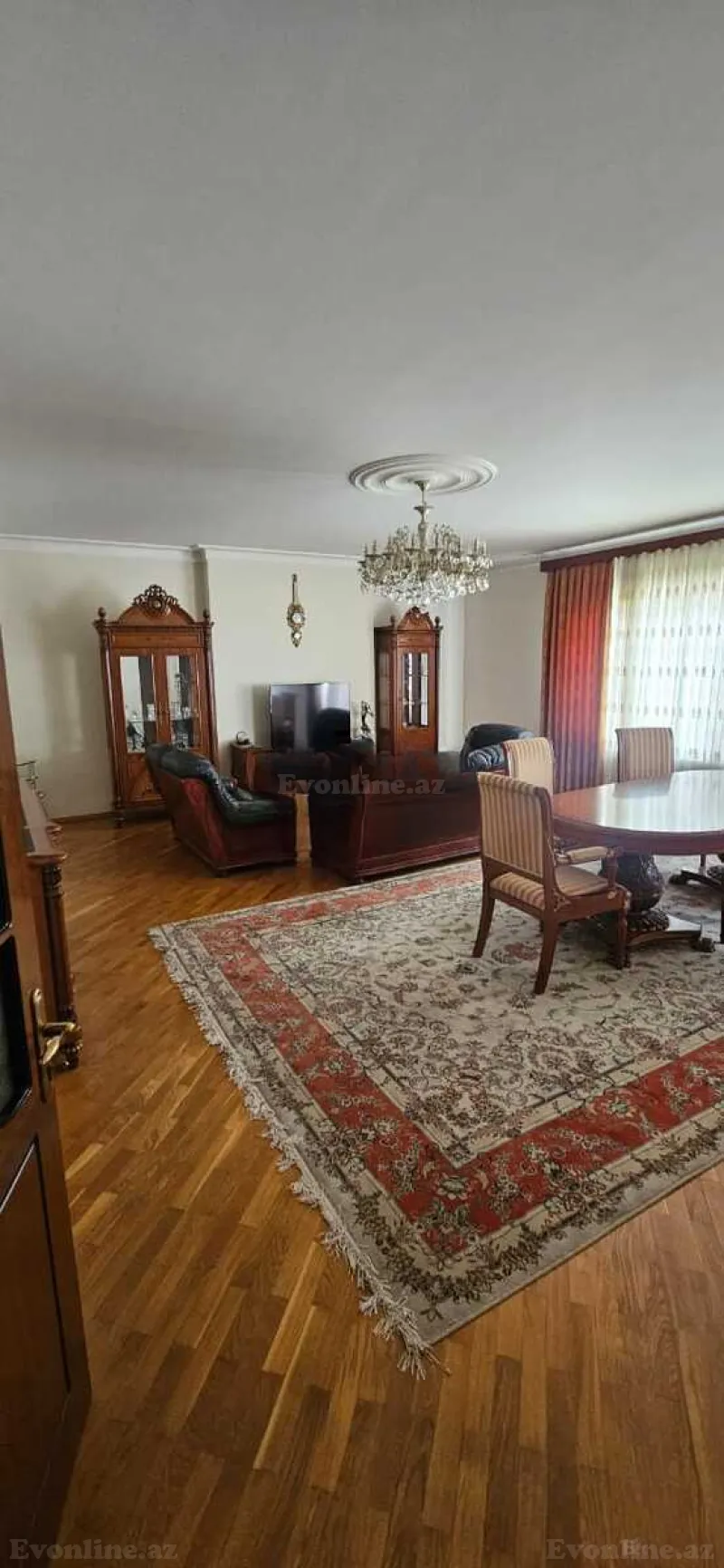 Kirayə verilir 5 otaqlı Mənzil Yeni tikili 190 m² Bakı, Yasamal r., Elmlər Akademiyası m — Bakı