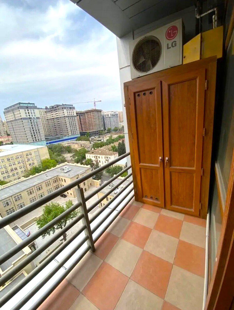 Satılır 3 otaqlı yeni tikili 140 m² — Mənzil, Bakı (12)