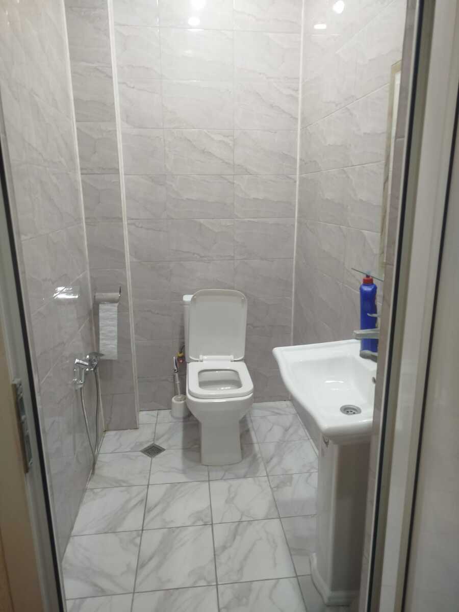İcarəyə verilir 2 otaqlı yeni tikili 80 m² — Mənzil, Bakı (8)