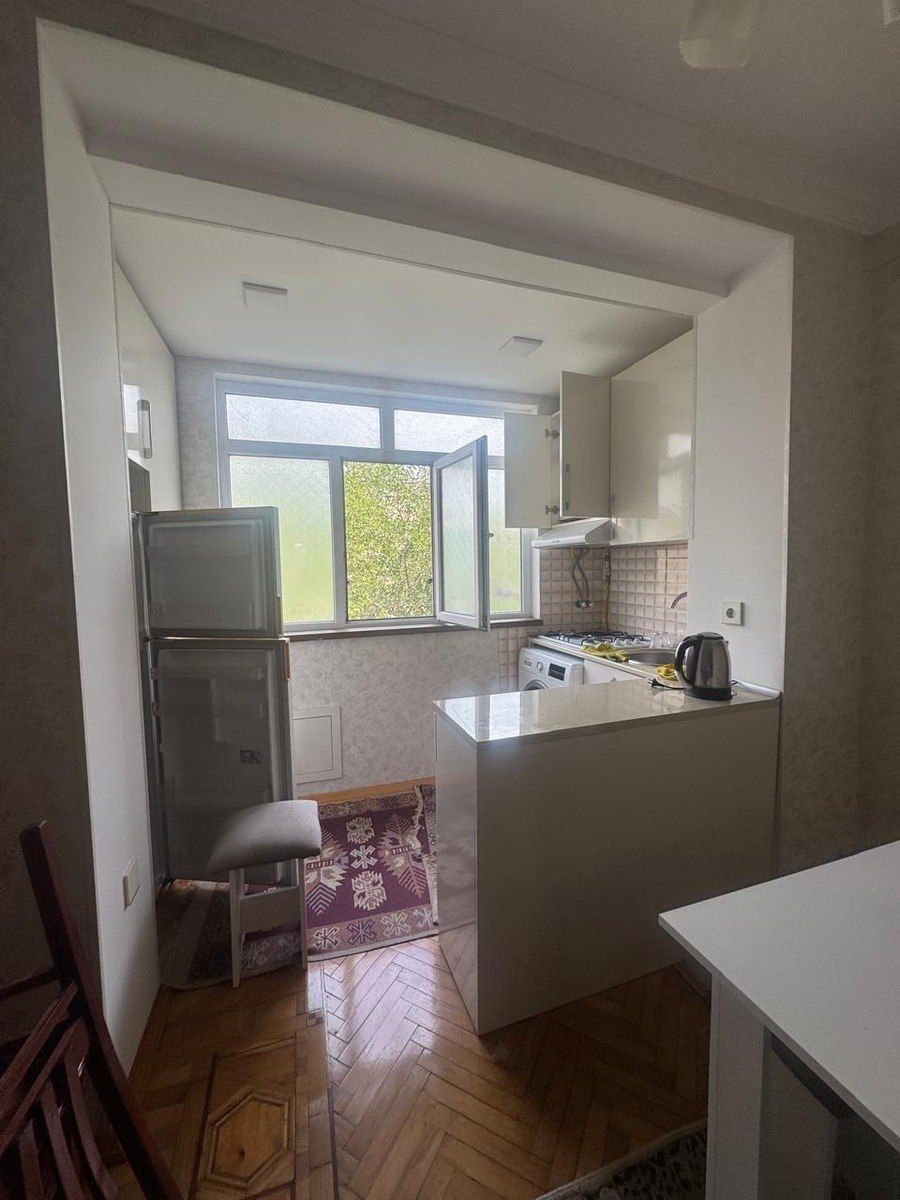 İcarəyə verilir 1 otaqlı köhnə tikili 40 m² — Mənzil, Bakı (5)