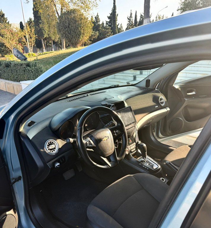 Chevrolet Cruze, 1.8 L, 2011 il, 330 000 km 99-RM-601 — Avtomobillər, Bakı (3)