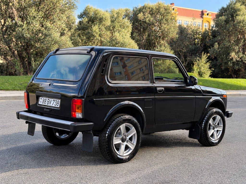 Lada (VAZ) Niva, 1.7 L, 2020 il, 10 900 km 88-BV-738 — Avtomobillər, Bakı (2)