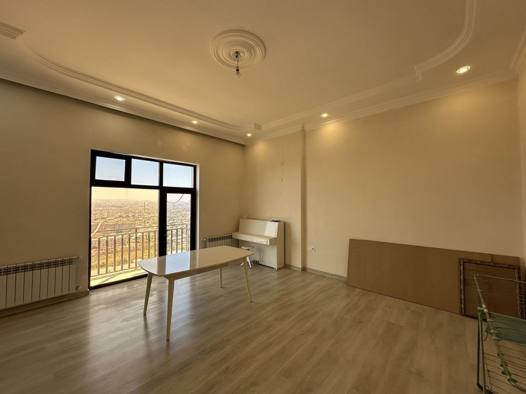Satılır 3 otaqlı yeni tikili 140 m² — Mənzil, Bakı (3)