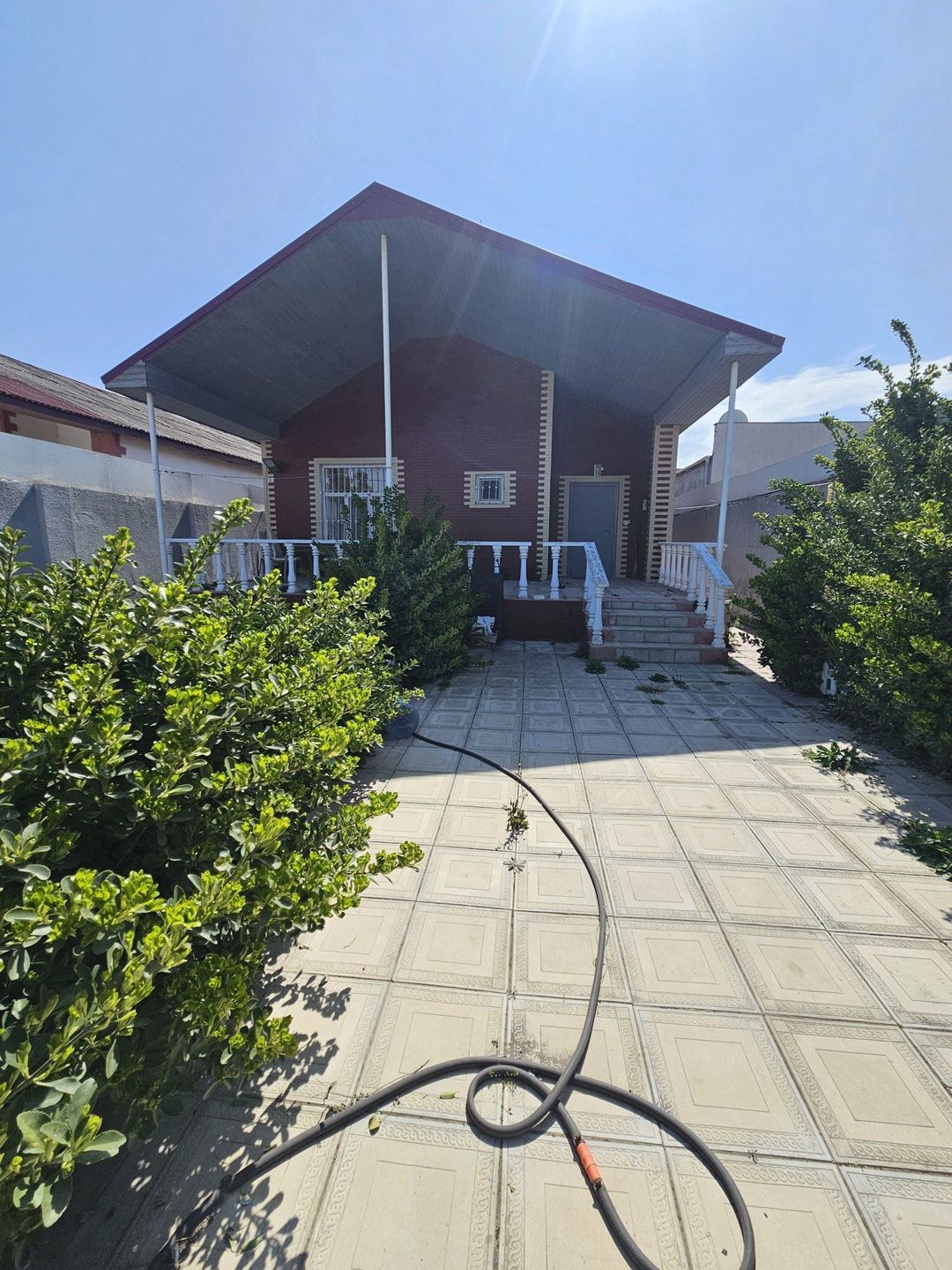 Satılır 4 otaqlı həyət evi/bağ evi 140 m² — Ev, villa, Bakı (2)