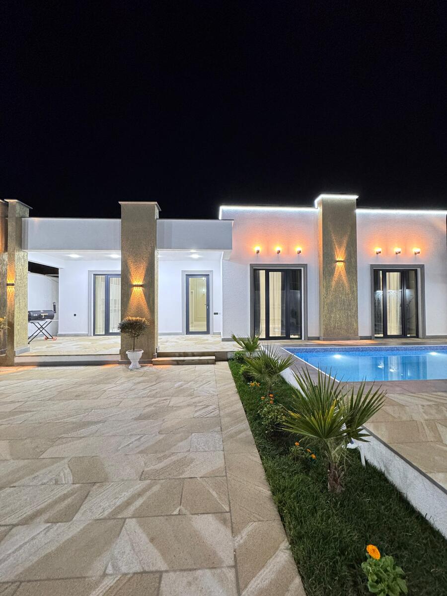 Satılır 4 otaqlı həyət evi/bağ evi 160 m² — Ev, villa, Bakı (2)