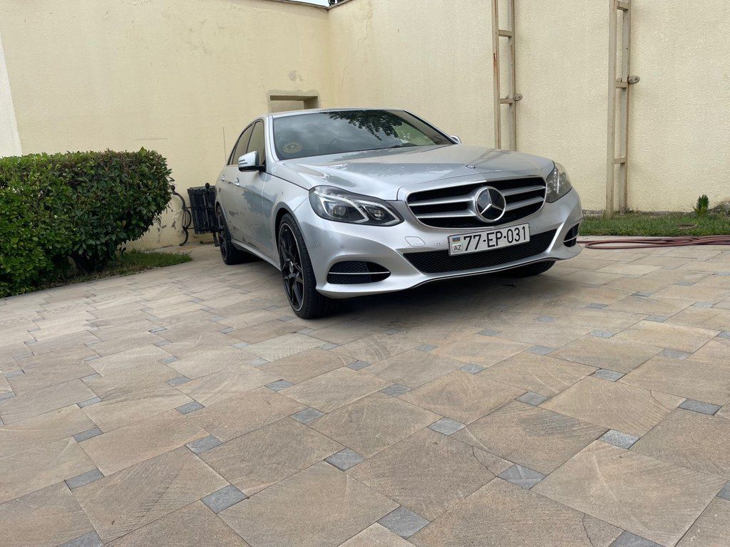 Mercedes E 250, 2.1 L, 2013 il, 390 000 km 77-EP-031 — Avtomobillər, Bakı (10)