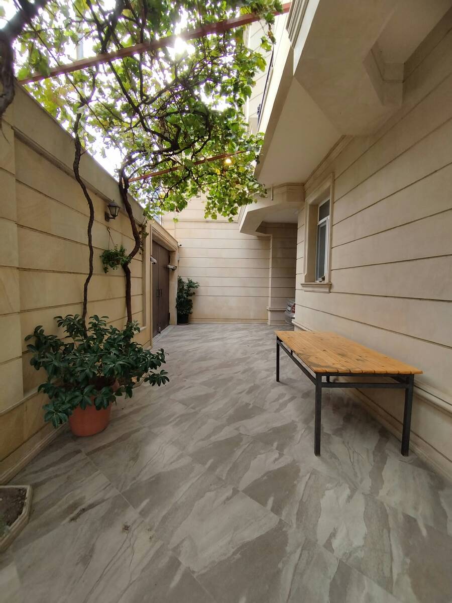 Satılır 8 otaqlı həyət evi/bağ evi 480 m² — Ev, villa, Bakı (2)