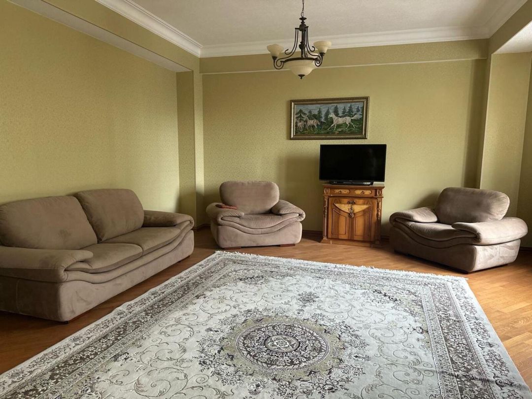 Satılır 3 otaqlı yeni tikili 160 m² — Mənzil, Bakı (2)