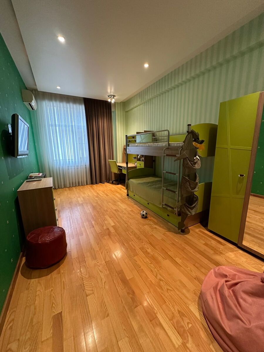 İcarəyə verilir 4 otaqlı yeni tikili 260 m² — Mənzil, Bakı (10)