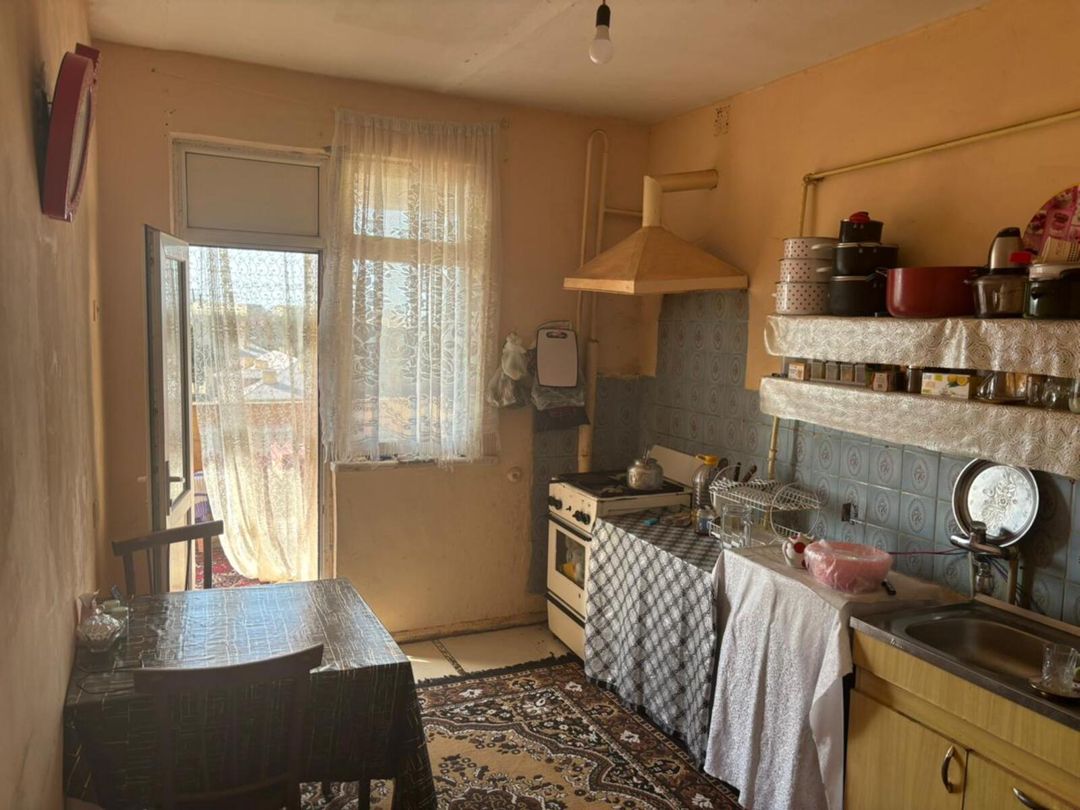 Satılır 4 otaqlı köhnə tikili 100.4 m² — Mənzil, Bakı (2)