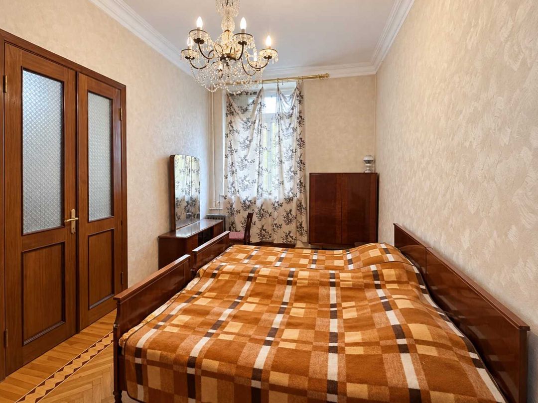 Satılır 4 otaqlı köhnə tikili 100 m² — Mənzil, Bakı (10)