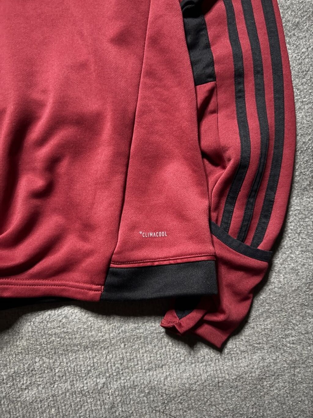 Adidas AC Milan məşq üst geyimi – ClimaCool texnologiyalı Ölçü:M-L heç — İdman və istirahət, Bakı (4)