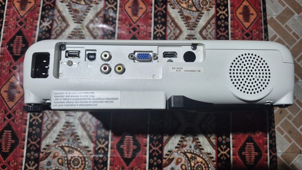 Epson EB-S400 proyektor - 3LCD texnologiyası ilə parlaq və təbii — Proyekterlər, Bakı (2)