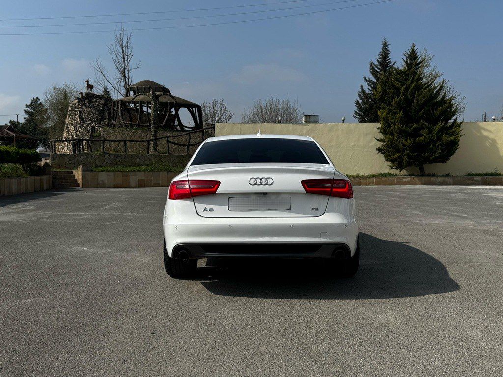 Audi A6, 2.8 L, 2013 il, 233 000 km — Avtomobillər, Bakı (4)