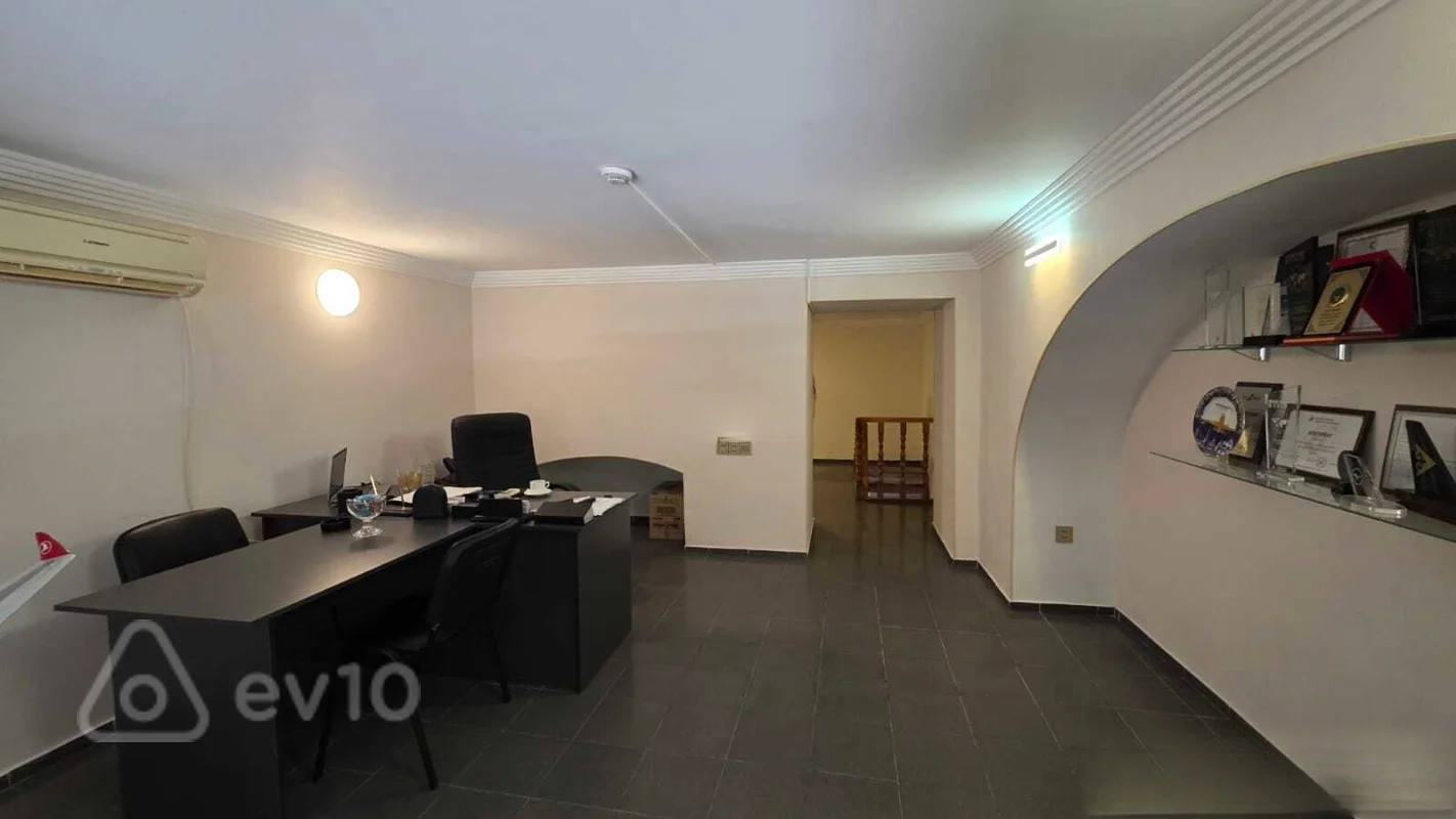 Obyekt, 200 m², 28 MAY Metro Yaxınlığı — kirayə — Əmlak, Bakı (10)