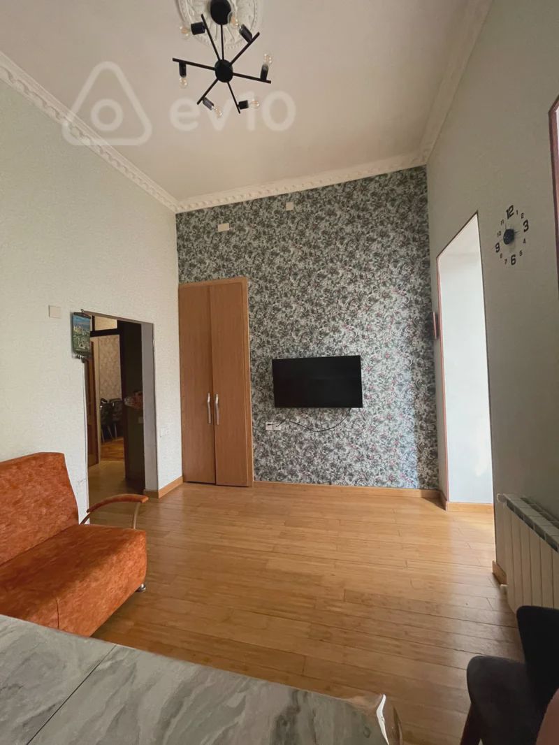 For sale: 3-room apartment (old building), 125 m² — Mənzil, Bakı (6)