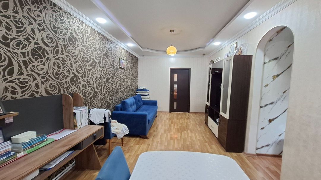 Satılır 2 otaqlı köhnə tikili 55 m² — Mənzil, Bakı (3)