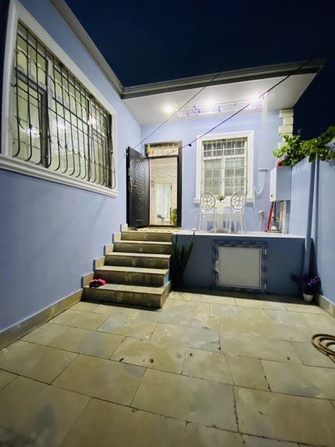 Satılır 3 otaqlı həyət evi/bağ evi 85 m² — Bakı