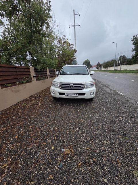 Toyota Land Cruiser, 4.6 L, 2014 il, 278 752 km — Bakı