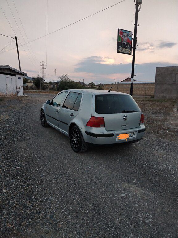 Volkswagen Golf, 1.6 L, 1999 il, 396 305 km — Avtomobillər, Şirvan (5)