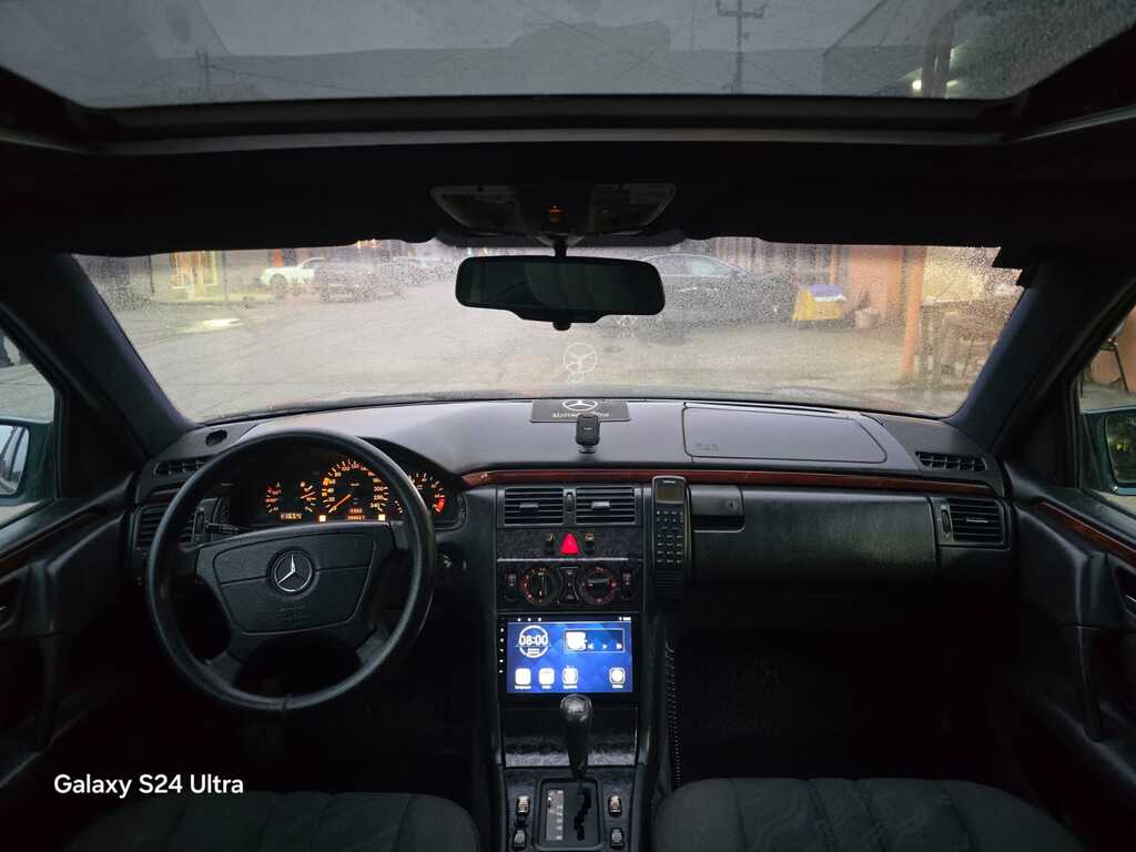 Mercedes E 200, 2.0 L, 1996 il, 350 000 km — Avtomobillər, Quba (11)