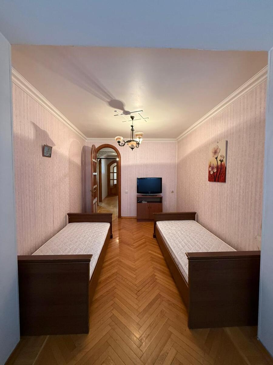 Satılır 3 otaqlı köhnə tikili 85 m² — Mənzil, Bakı (12)