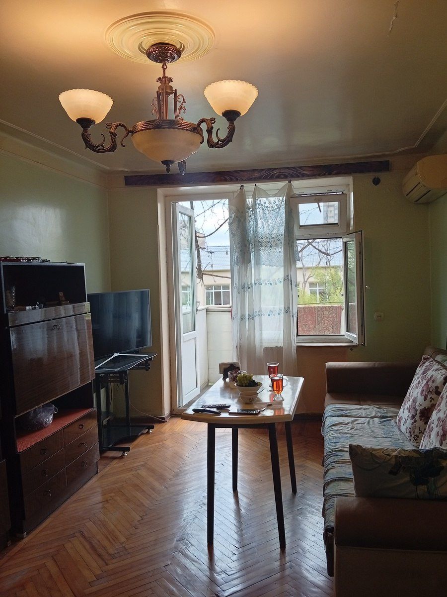 Satılır 2 otaqlı köhnə tikili 54 m² — Mənzil, Bakı (4)