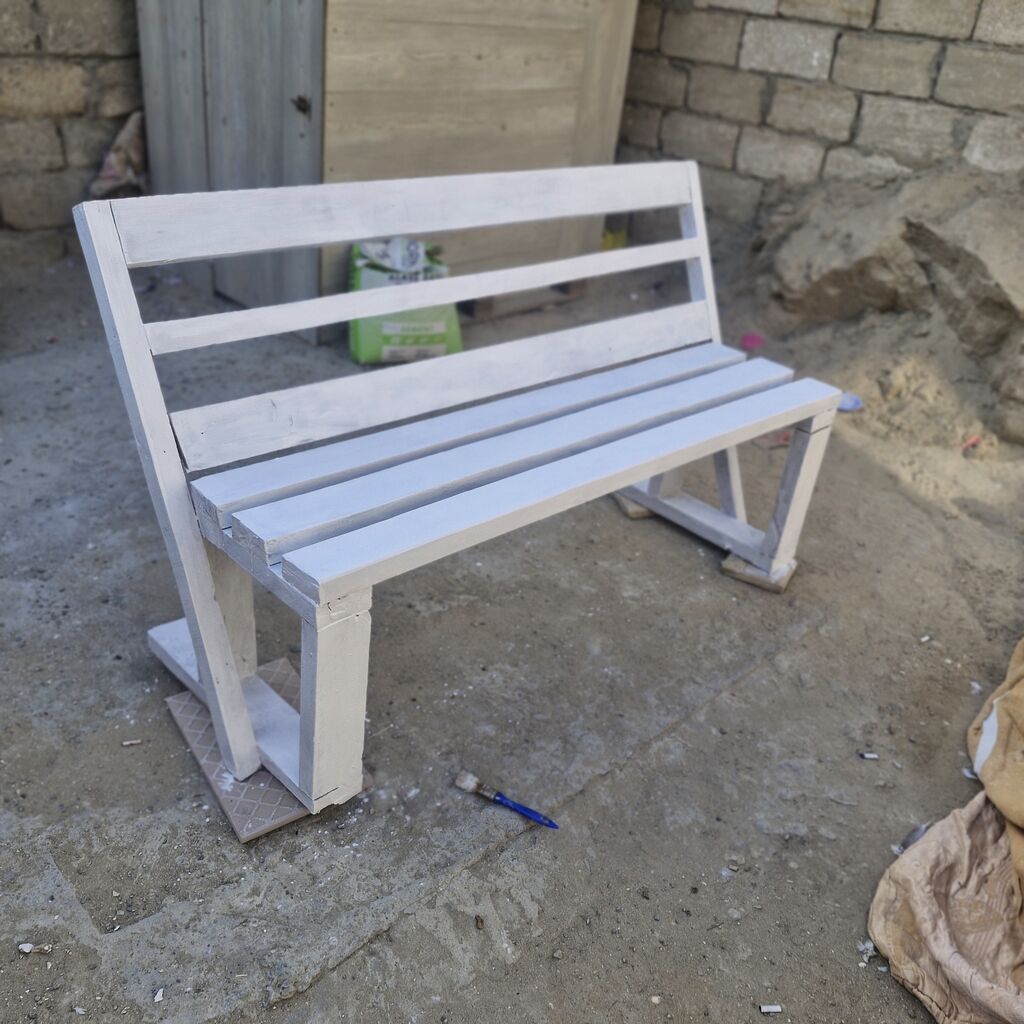 Taxta bağ skamyası isdeyen ucun stol da yiqilir - Material: təbii — Skamyalər, Digah (5)