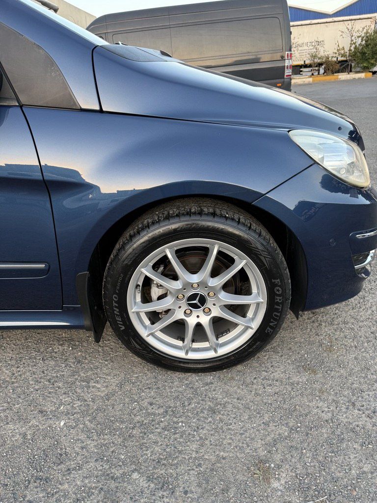 Mercedes B 170, 1.7 L, 2011 il, 83 000 km 77-EU-950 — Avtomobillər, Bakı (3)