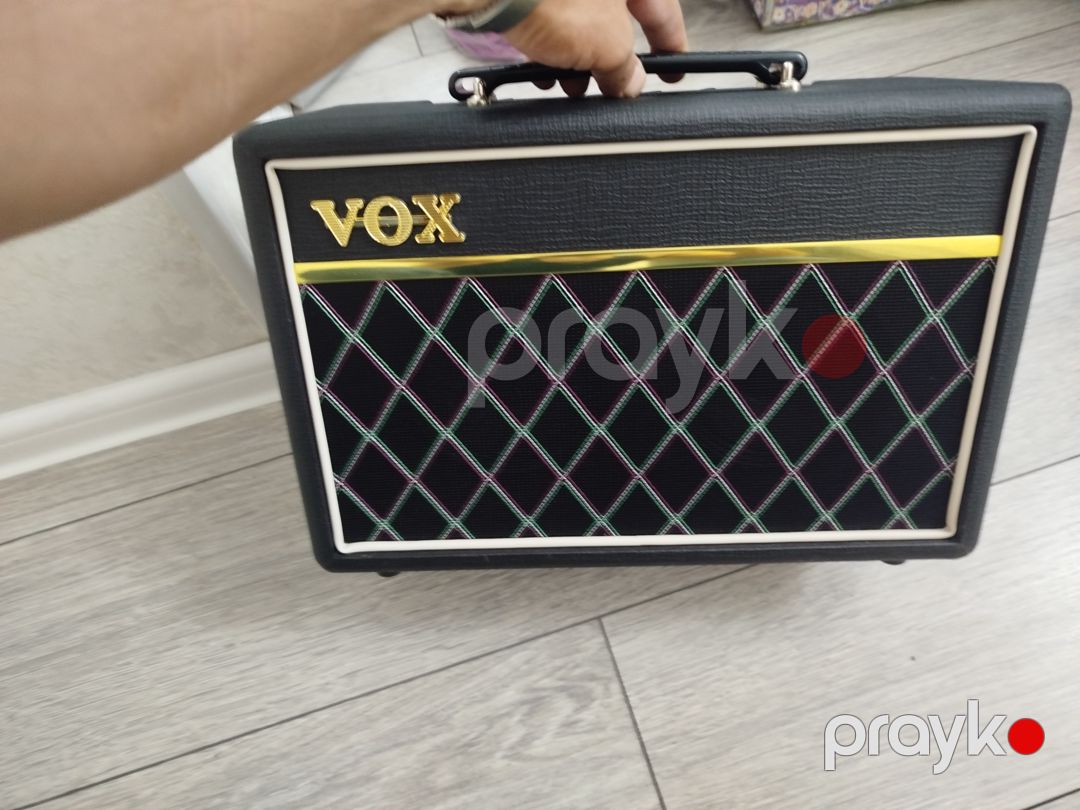 VOX Pathfinder Bass 10 gücləndiricisi — Studiya və konsert üçün, Bakı (2)