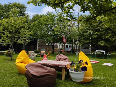 Günlük 3 otaqlı Həyət evi / Villa, 110 m², Qəbələ — House, cottage, summer house