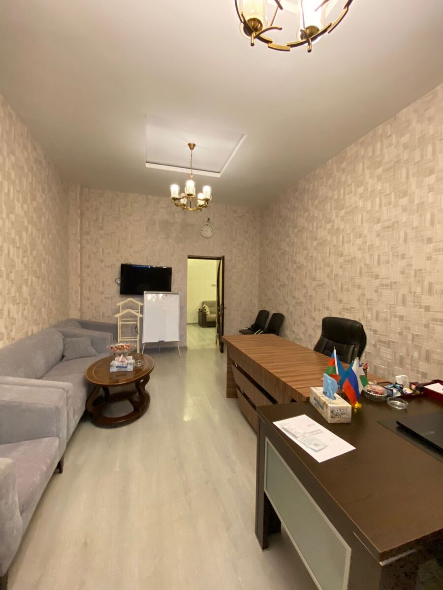 Satılır 2 otaqlı ofis 70.5 m² — Ofis, Bakı (2)