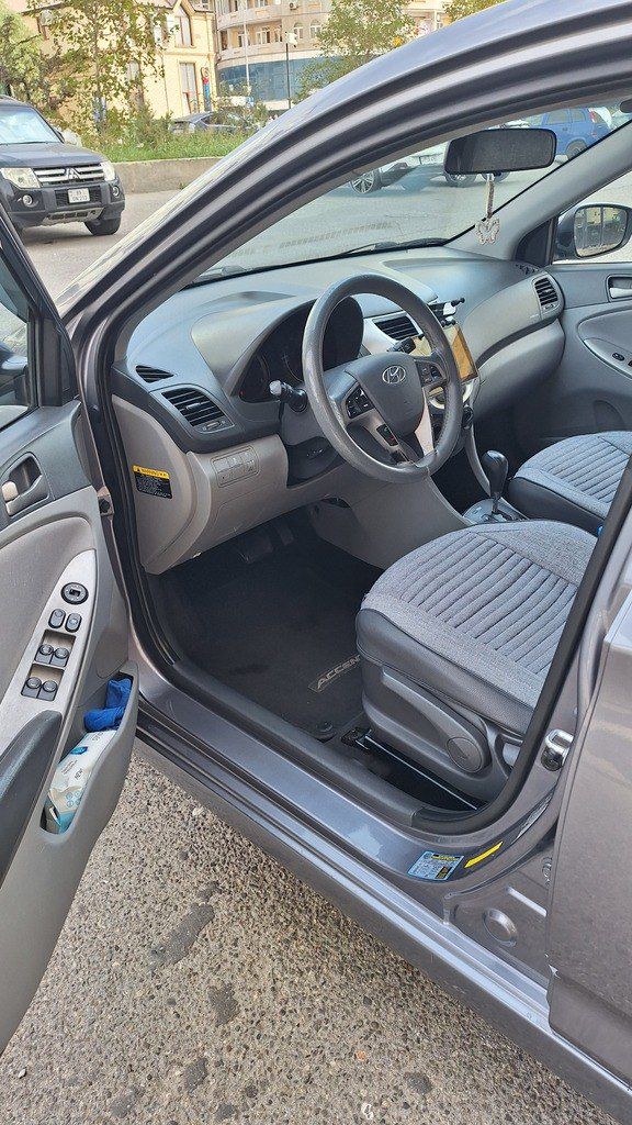 Hyundai Accent, 1.6 L, 2015 il, 185 625 km 99-UK-620 — Avtomobillər, Bakı (9)
