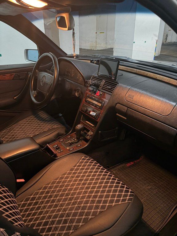 Mercedes C 240, 2.4 L, 1998 il, 560 000 km — Avtomobillər, Bakı (7)