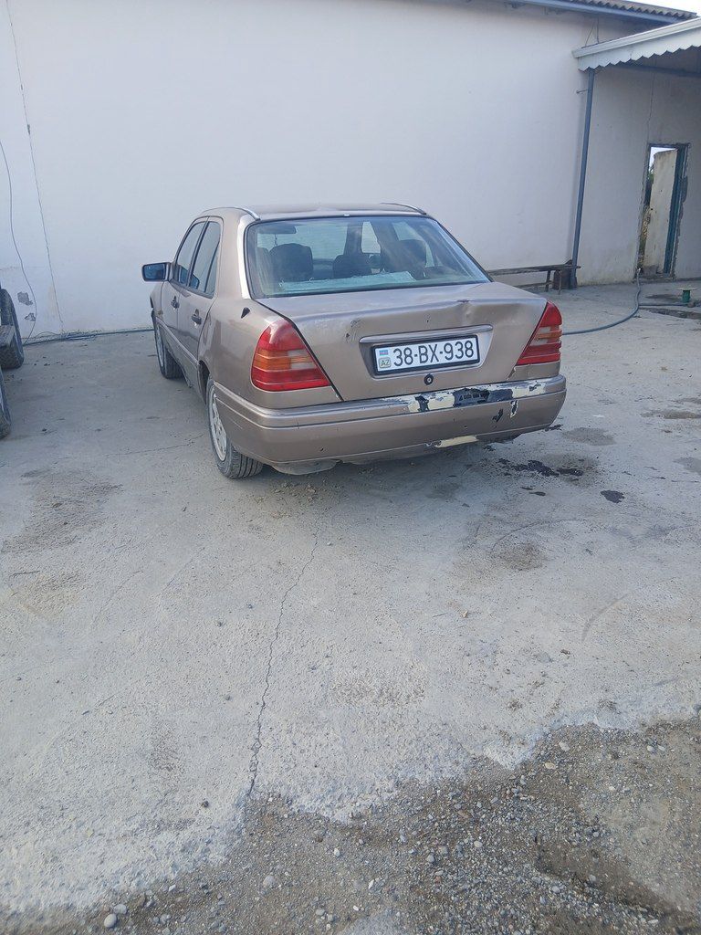 Mercedes C 180, 1.8 L, 1994 il, 550 000 km 38-BX-938 — Avtomobillər, Xızı (2)