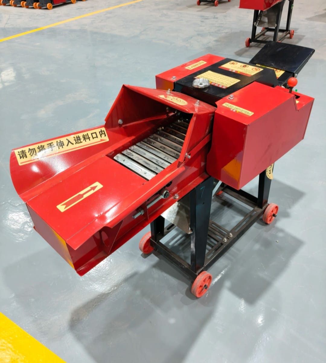 Kənd təsərrüfatı heyvanları üçün avadanlıq, Yem üyüdən, universal, 4500 Vt, Şəbəkə 220V — Mallar, Bakı