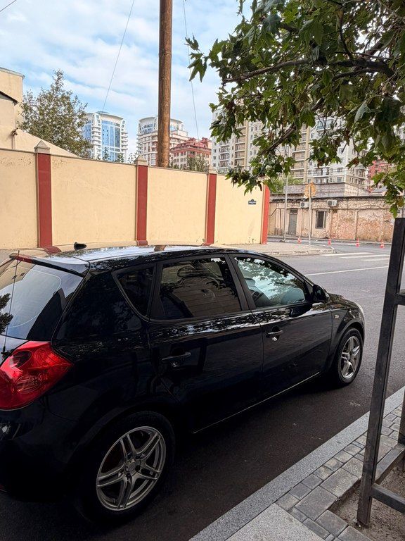 Kia Ceed, 1.4 L, 2007 il, 281 000 km — Avtomobillər, Bakı (4)