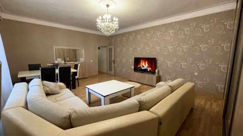 Satılır 5 otaqlı həyət evi/bağ evi 1.5 m² — Bakı