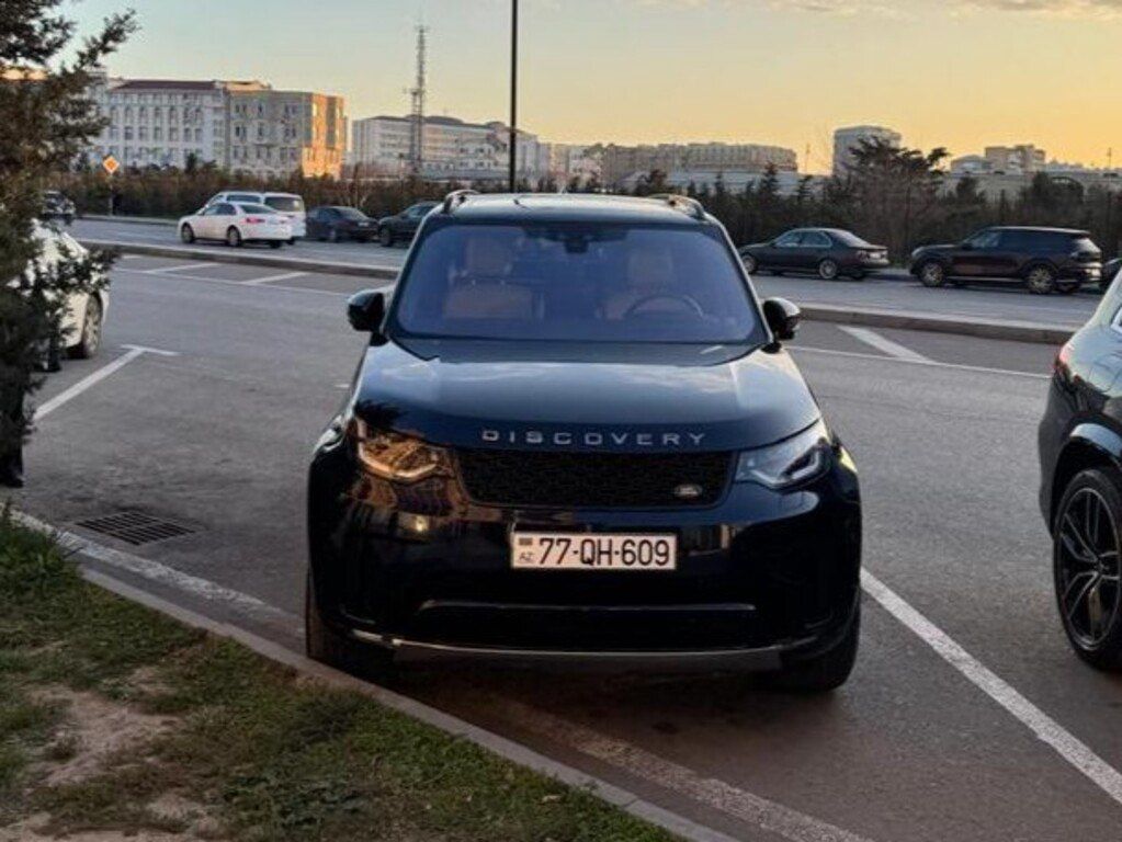 Land Rover Discovery, 3.0 L, 2019 il, 104 000 km 77-QH-609 — Avtomobillər, Bakı