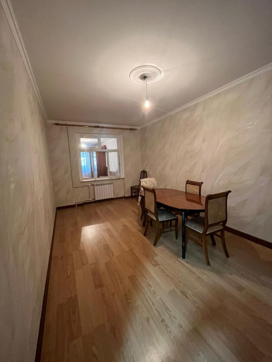 Satılır 4 otaqlı köhnə tikili 100 m² — Mənzil, Bakı (12)