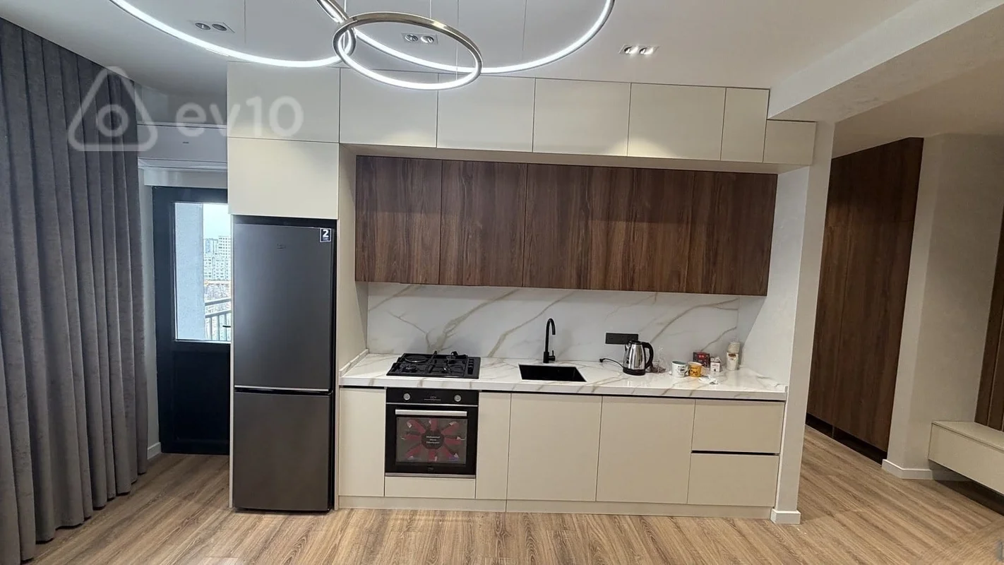 3 otaqlı mənzil, 75 m², Yasamal — kirayə — Bakı