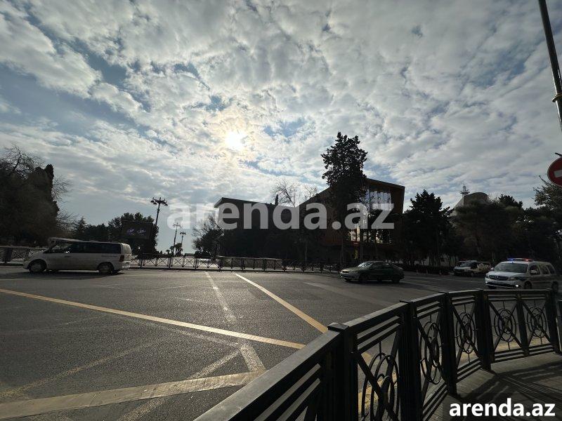 Kirayə (günlük) 2 otaqlı Köhnə Tikili, Sahil metrosu, 28 Mall, Səbail rayonu — Mənzil, Bakı (5)