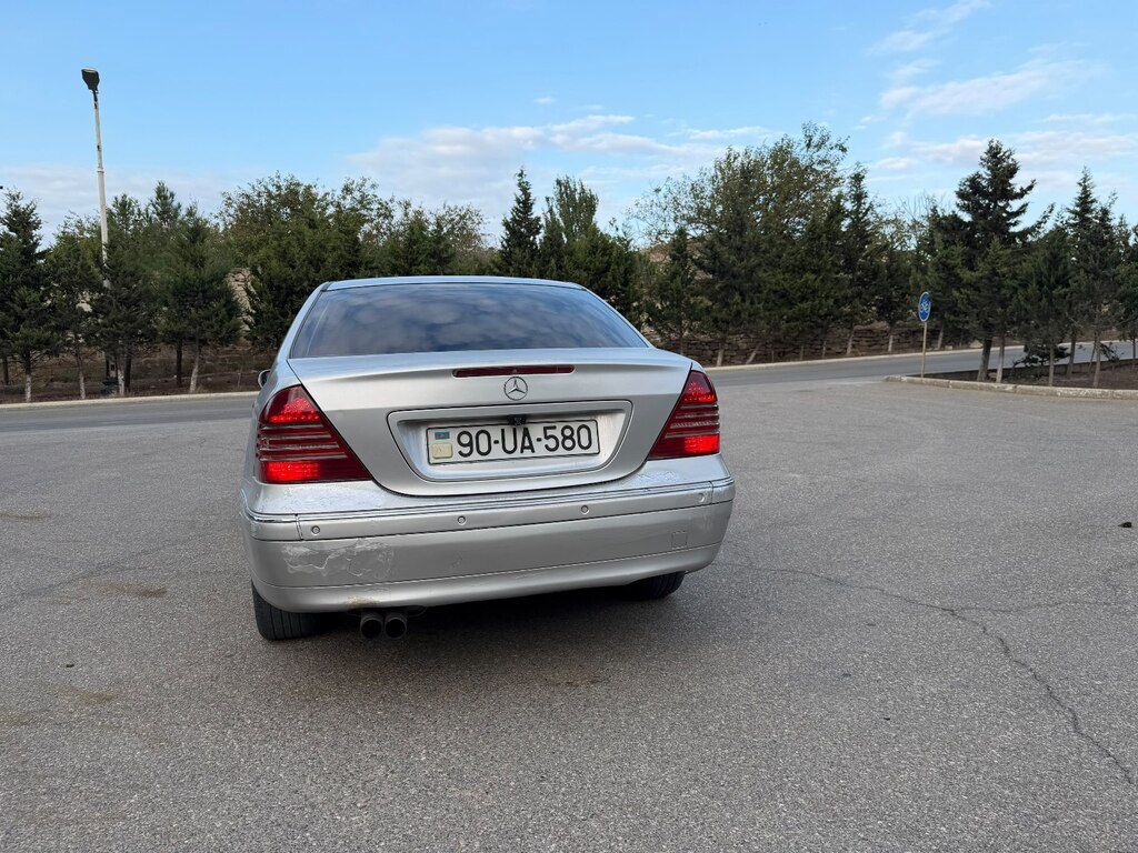 Mercedes C 200, 2.0 L, 2001 il, 480 000 km 90-UA-580 — Avtomobillər, Bakı (9)